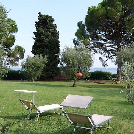 Bequi Bed & Breakfast San Felice del Benaco Exterior photo