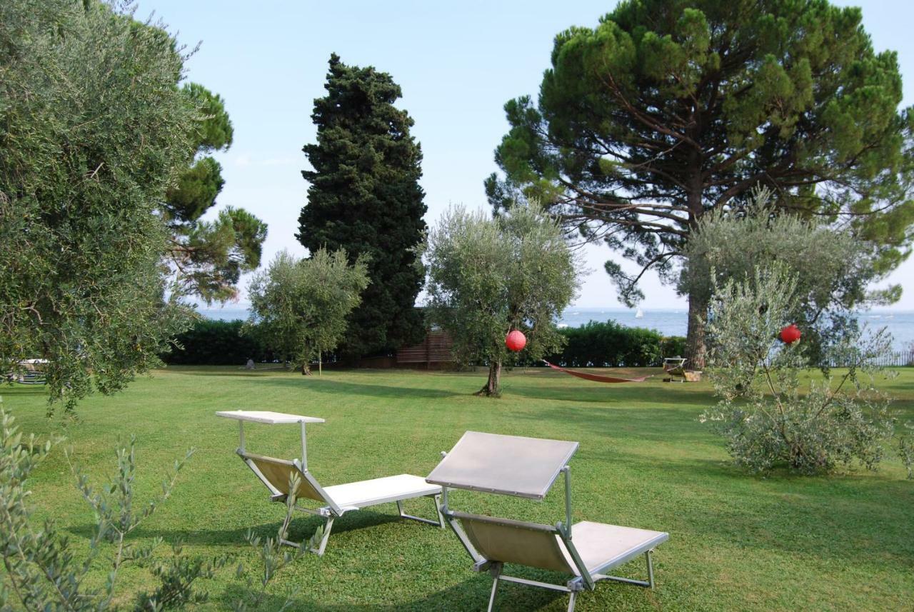 Bequi Bed & Breakfast San Felice del Benaco Exterior photo